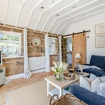 3 Bed In Scarborough Oc-sa004 * רבנסקאר