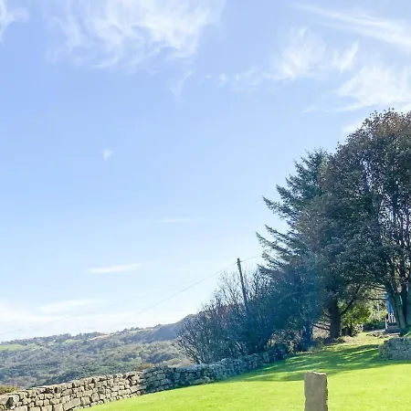 1 Browcote Holiday home *
