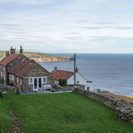 1 Browcote * Ravenscar