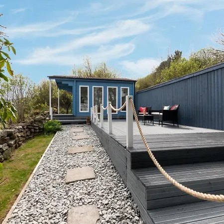 1 Browcote * Ravenscar