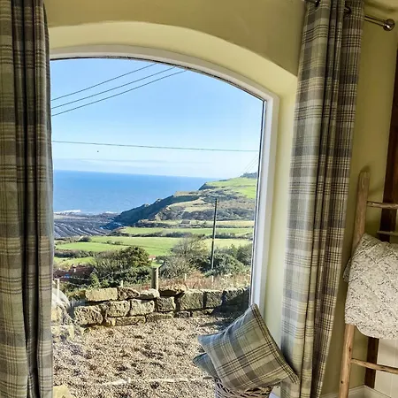 1 Browcote Ravenscar