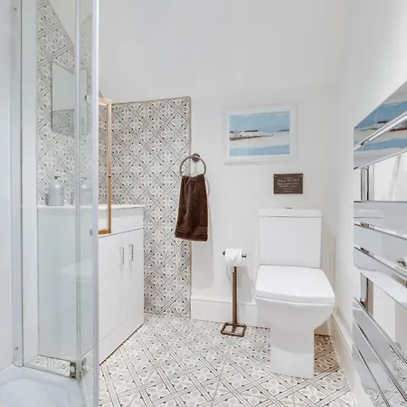 3 Bed In Scarborough Oc-sa004 * 레이븐스카