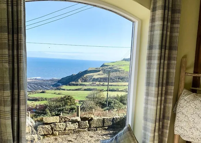 3 Bed In Scarborough Oc-sa004 *