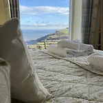 3 Bed In Scarborough Oc-sa004 *